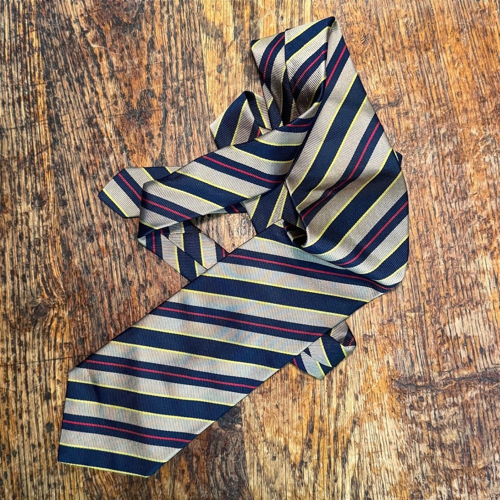 Vintage Tom James Royal Classic Silk Repp Stripe Tie Navy Tan USA Handmade - Picture 5 of 6
